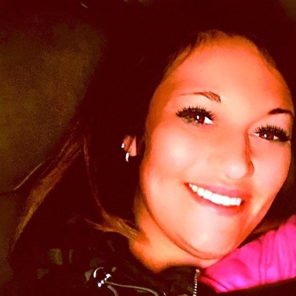 Meet your Posher, Heather nicole - Picture 1 of 1